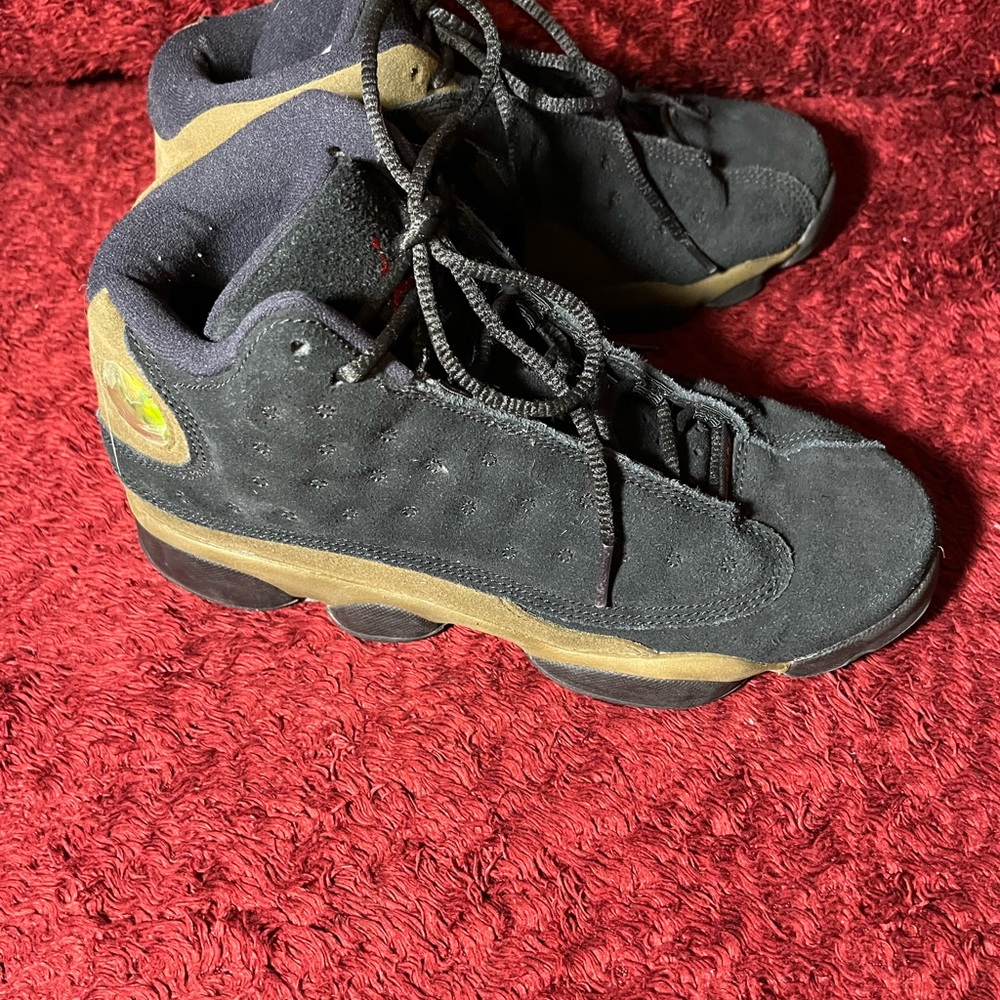 Nike Men's Black and Tan Sneakers